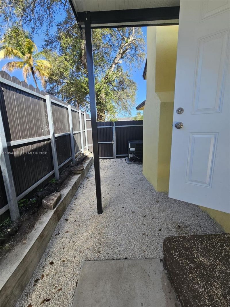 1148 NW 100th St , Unit 1, Miami, FL 33150 Photo
