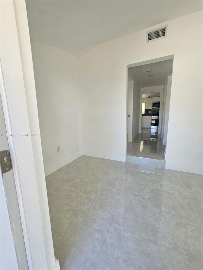 1148 NW 100th St , Unit 1, Miami, FL 33150 Photo