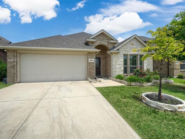 5604 Durst Lane, Forney, TX 75126