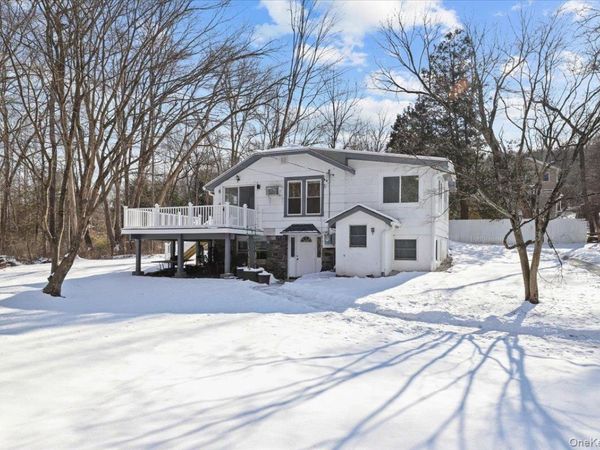 300 Waccabuc Road , Unit 2, Goldens Bridge, NY 10526