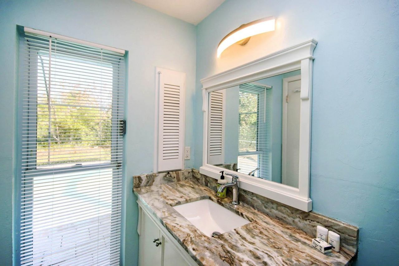 4560 Brainard Bayou Rd, Sanibel, FL 33957 Photo