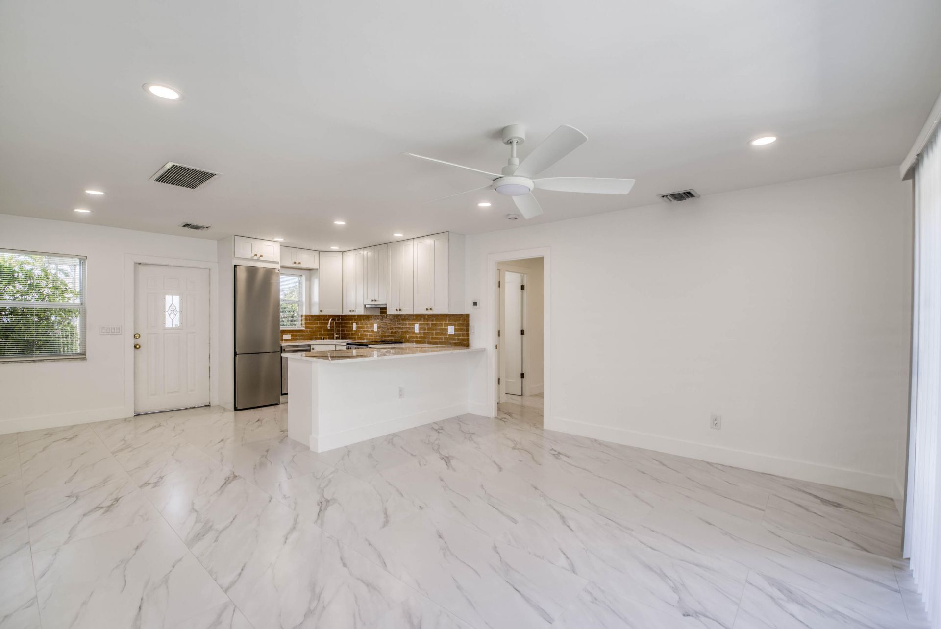 10084 Meridian Way N, Unit 4, Palm Beach Gardens, FL 33410 Photo