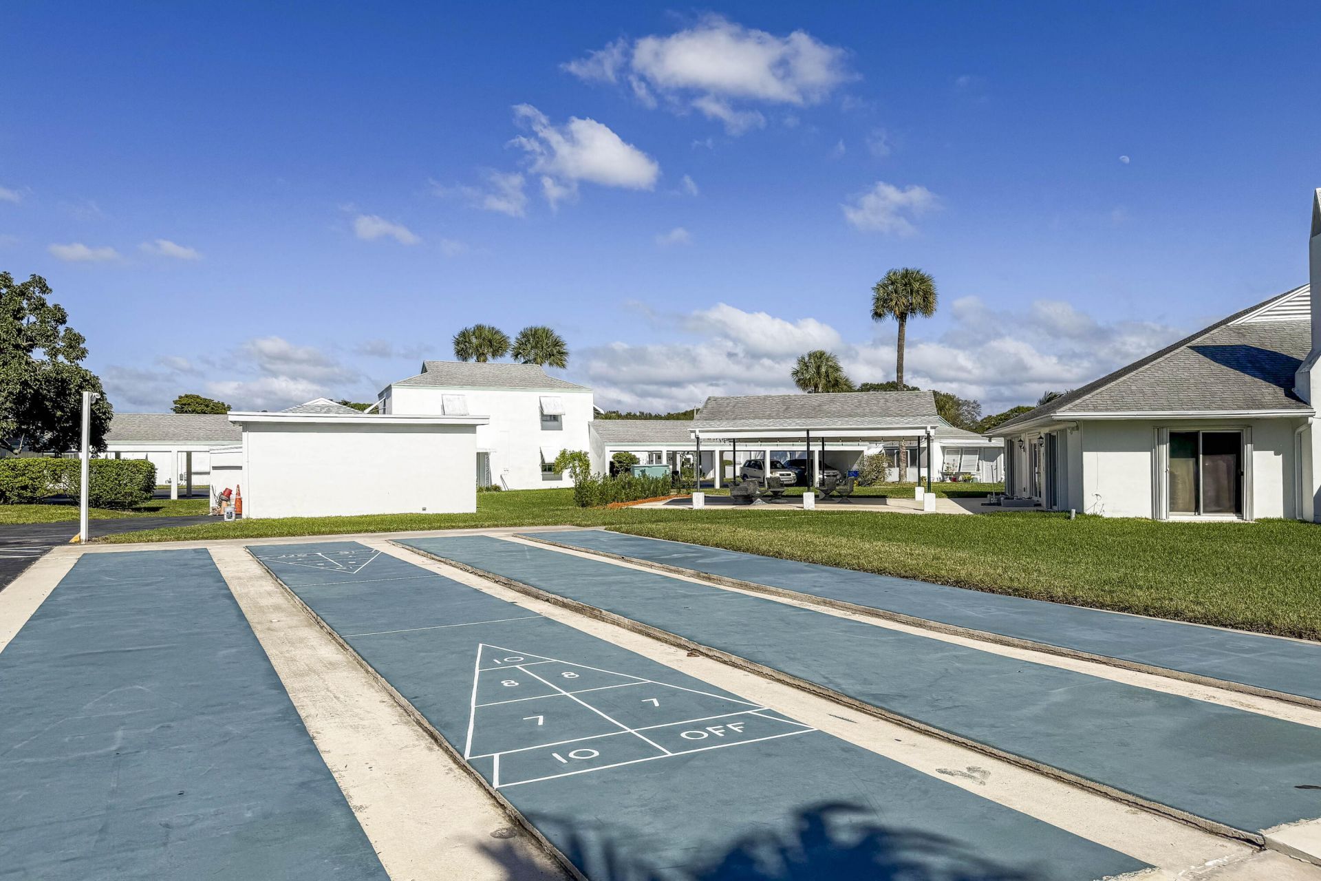 10084 Meridian Way N, Unit 4, Palm Beach Gardens, FL 33410 Photo