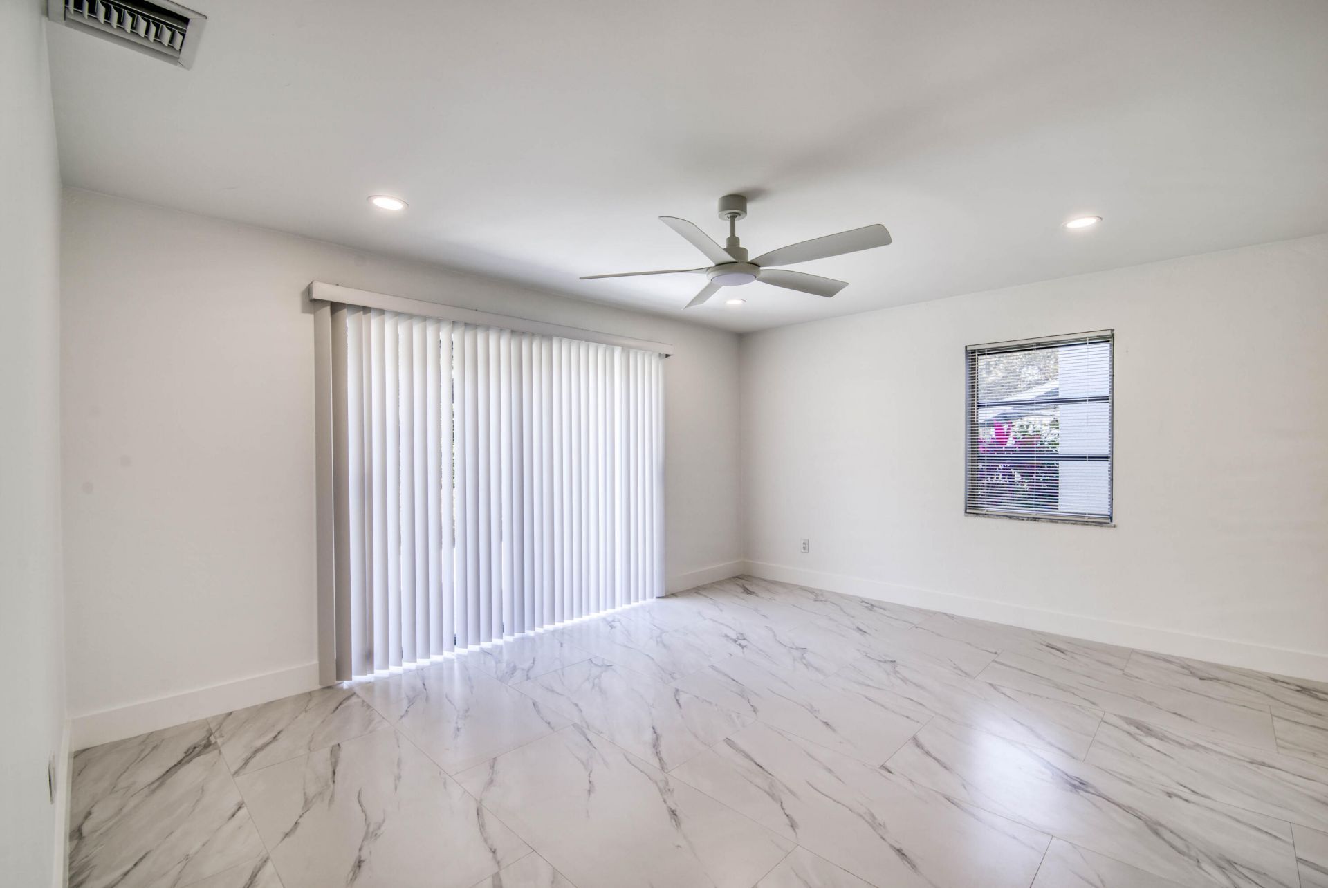 10084 Meridian Way N, Unit 4, Palm Beach Gardens, FL 33410 Photo