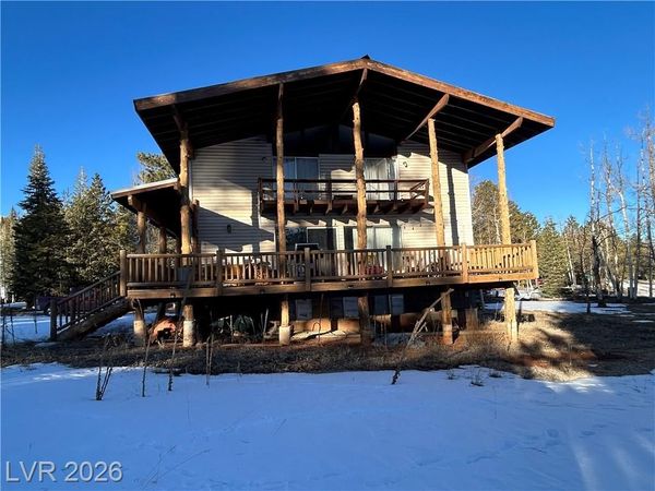 1330 W Strawberry Point Road, Duck Creek Village, UT 84762