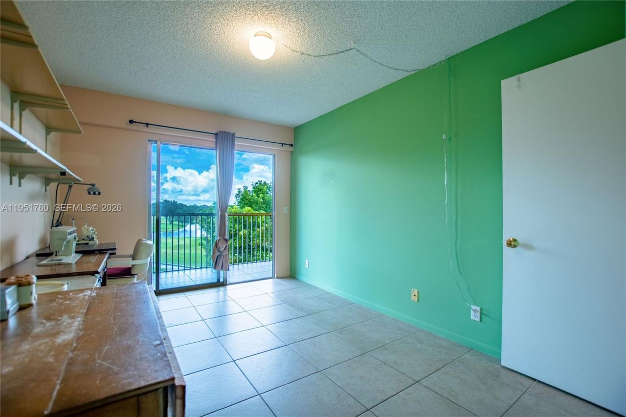 13475 SW 9th St, Unit 410A, Pembroke Pines, FL 33027 Photo