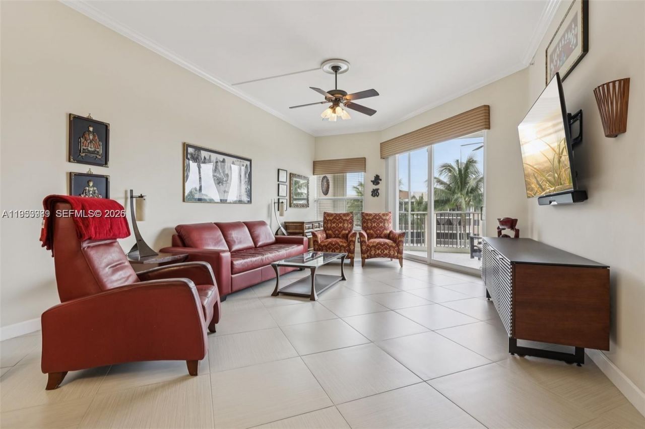 7694 Granville Dr, Unit 412E, Tamarac, FL 33321 Photo