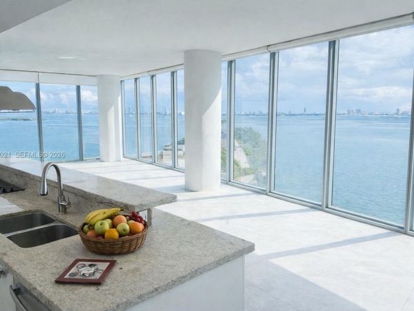 601 NE 36th St , Unit 1112, Miami, FL 33137