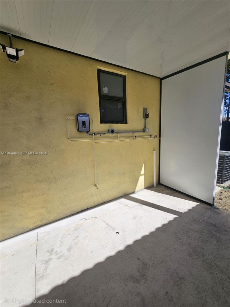 1148 NW 100th St , Unit 2, Miami, FL 33150 Photo