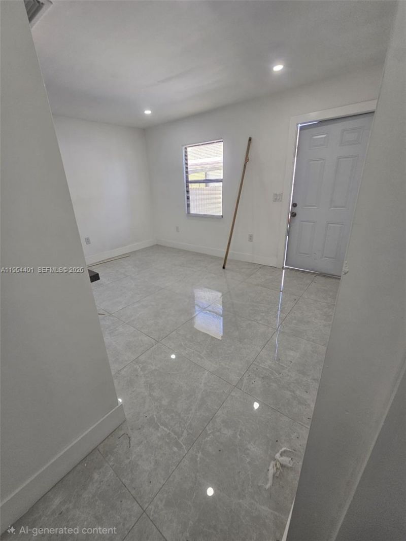 1148 NW 100th St , Unit 2, Miami, FL 33150 Photo