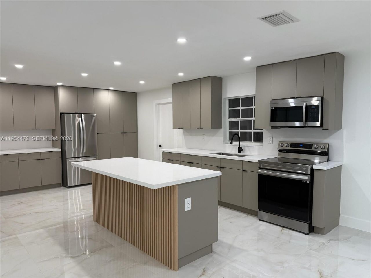 9608 SW 2nd Ln, Unit 1, Miami, FL 33174 Photo