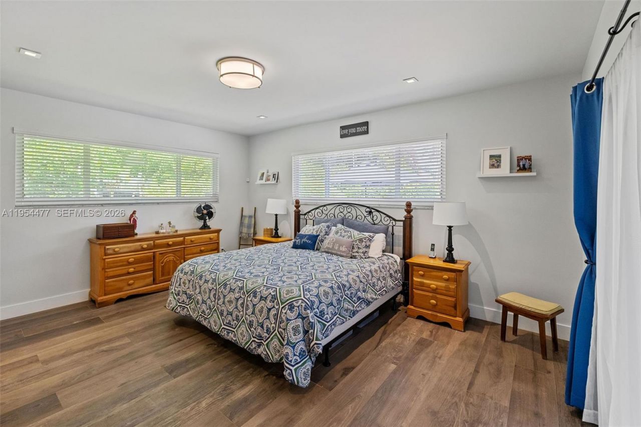 7980 SW 108th St , Miami, FL 33156 Photo