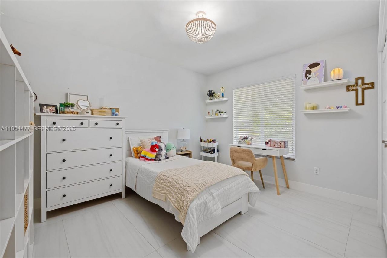 7980 SW 108th St , Miami, FL 33156 Photo