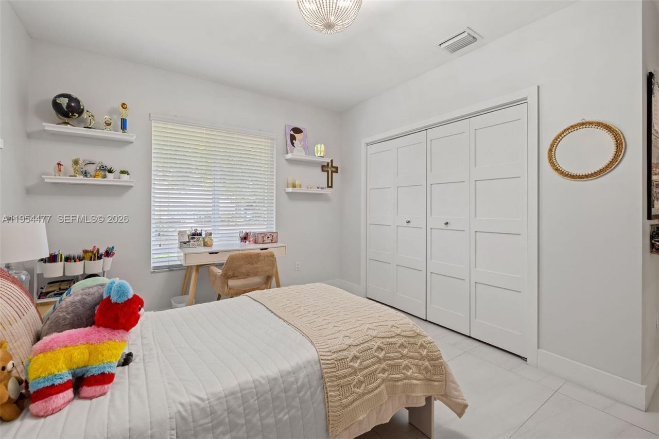 7980 SW 108th St , Miami, FL 33156 Photo