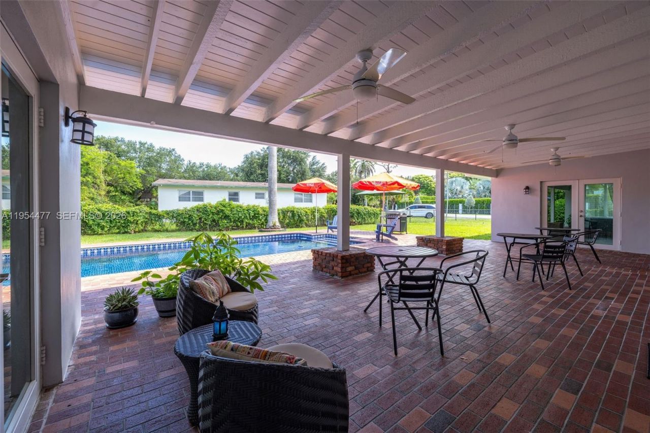 7980 SW 108th St , Miami, FL 33156 Photo