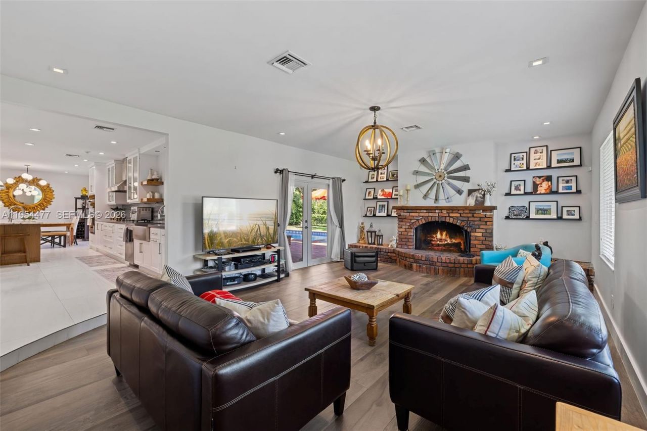 7980 SW 108th St , Miami, FL 33156 Photo