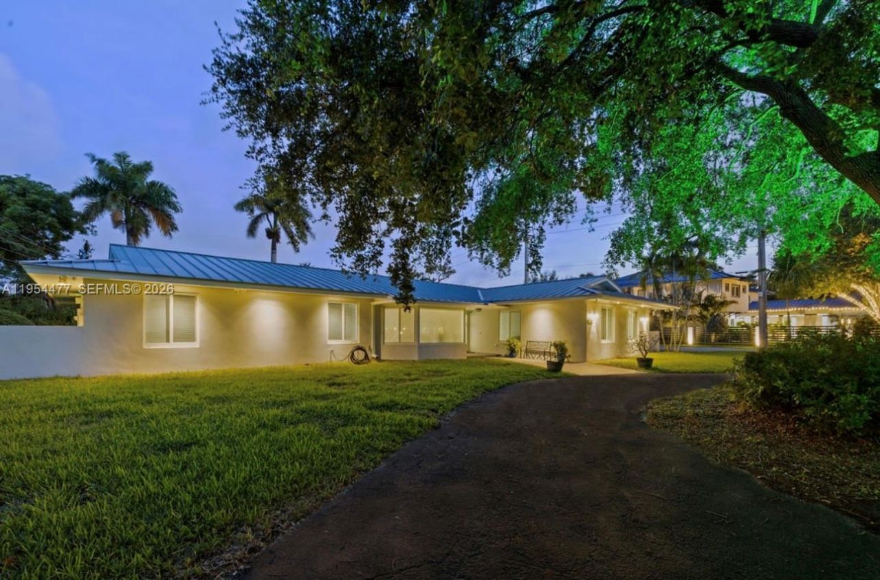 7980 SW 108th St , Miami, FL 33156 Photo