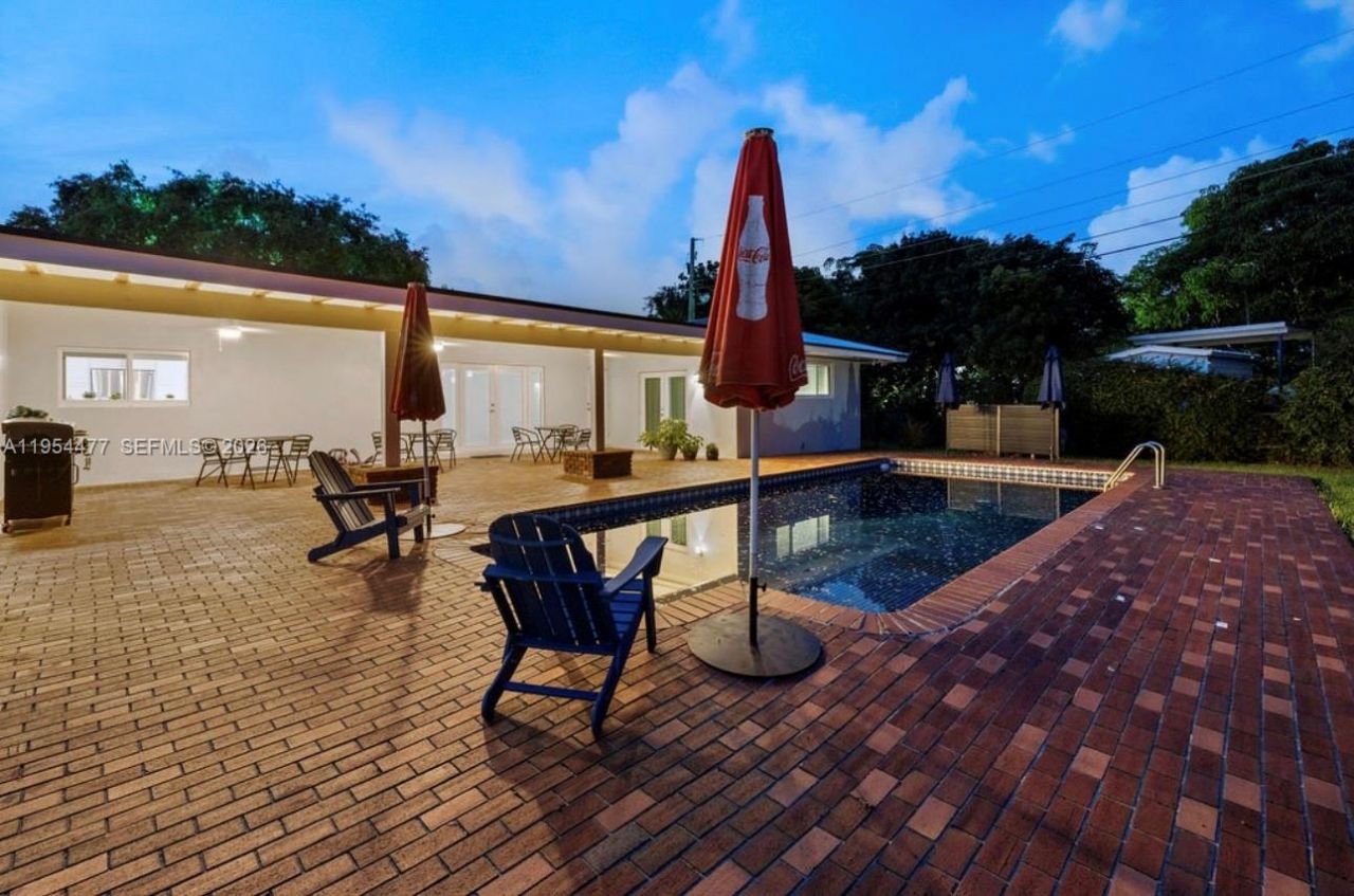 7980 SW 108th St , Miami, FL 33156 Photo