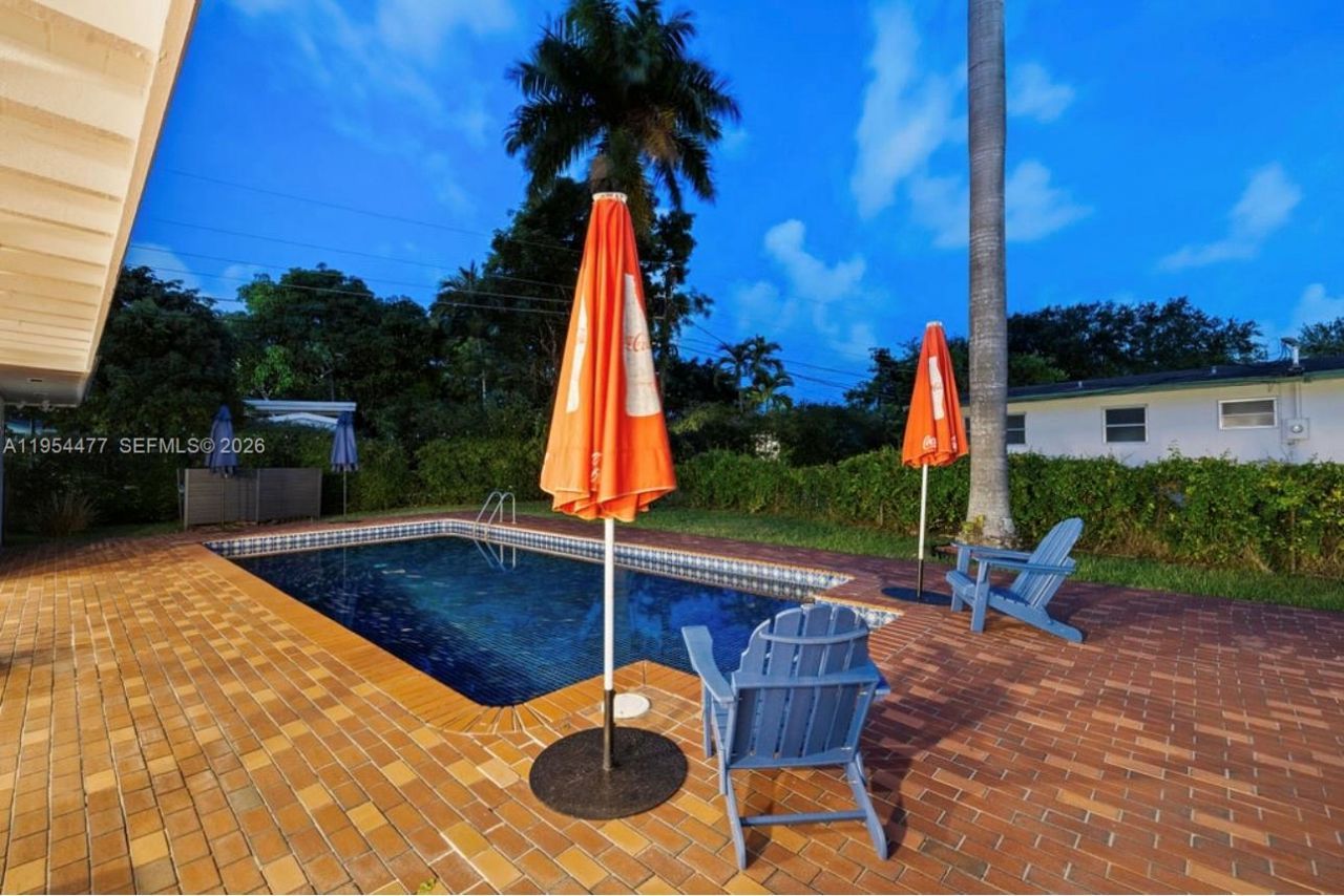 7980 SW 108th St , Miami, FL 33156 Photo