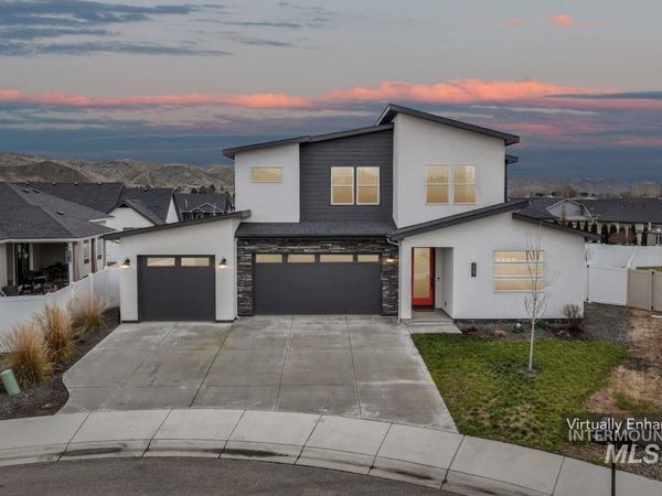 2587 E Jonagold, Emmett, ID 83617