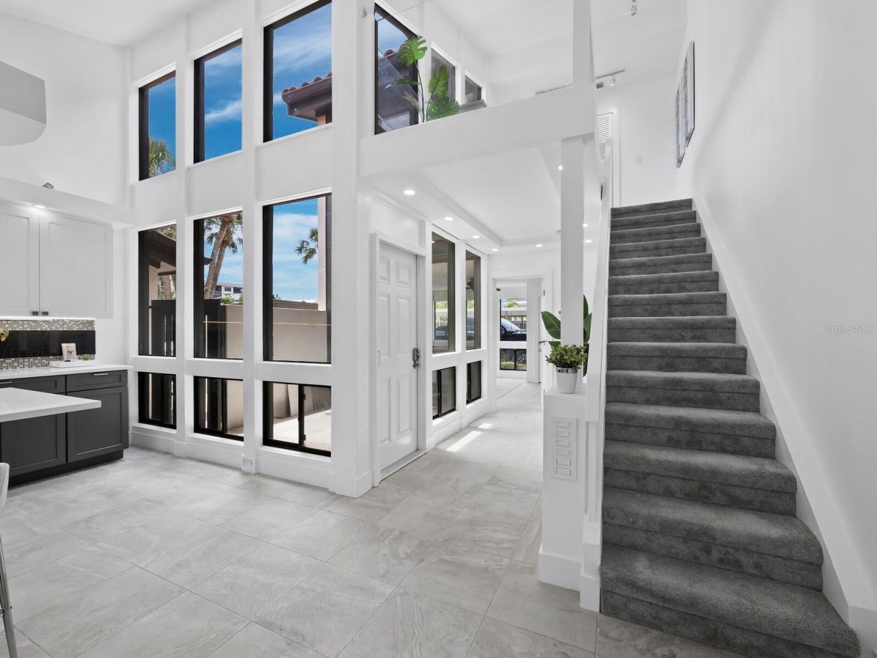 800 S Blvd Of The Presidents, Unit 19, Sarasota, FL 34236 Photo