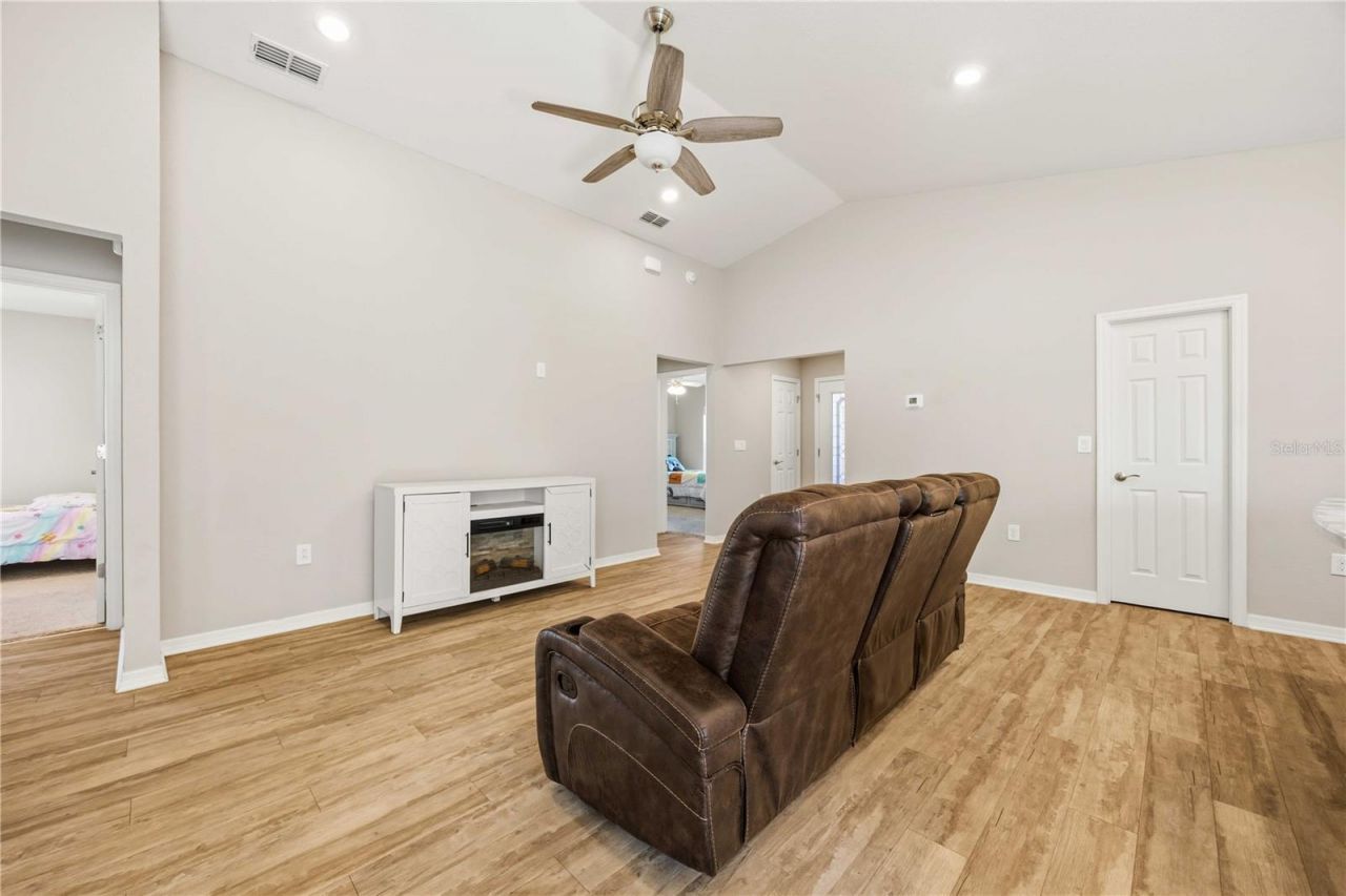 1035 Tropea Lane, Auburndale, FL 33823 Photo