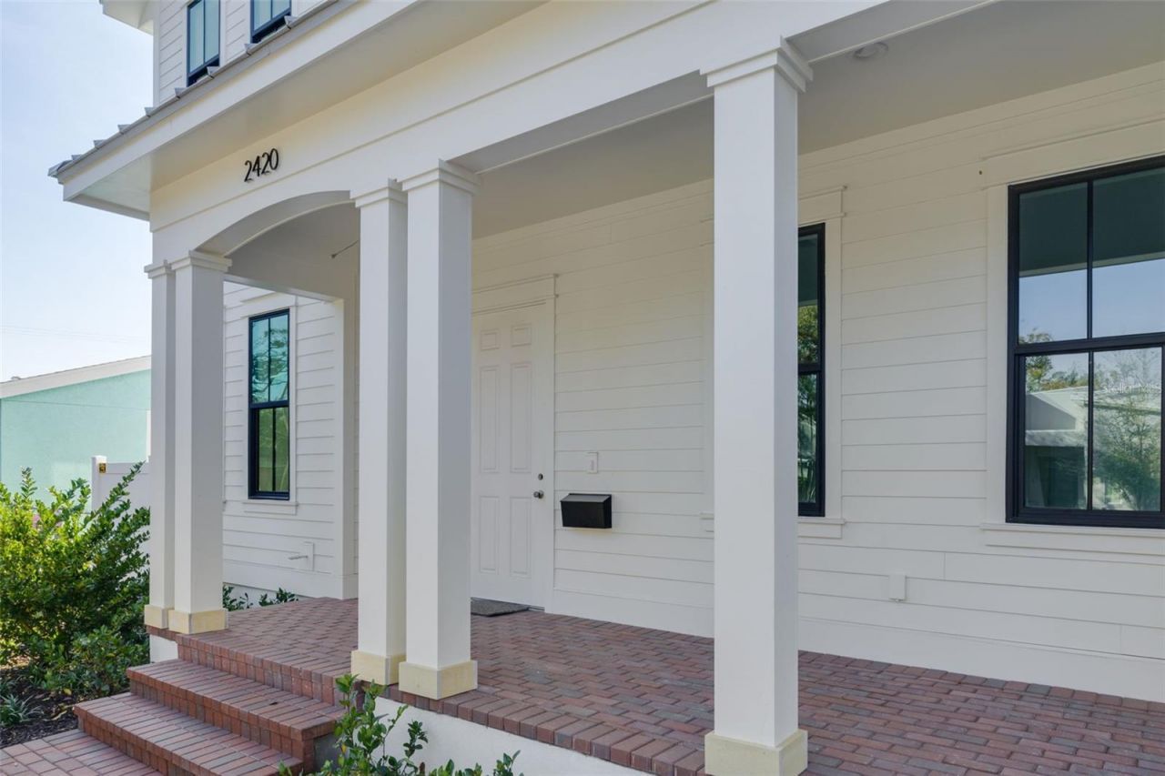 2420 3rd Avenue S, Saint Petersburg, FL 33712 Photo