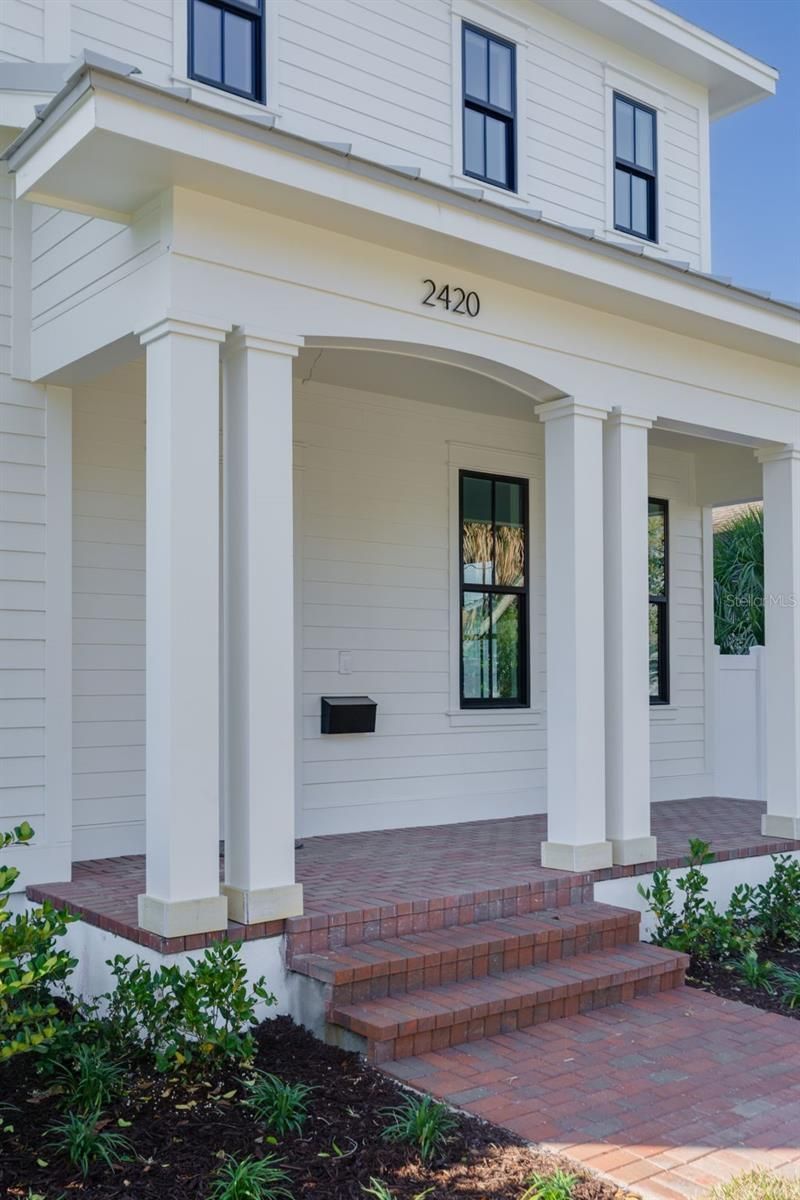 2420 3rd Avenue S, Saint Petersburg, FL 33712 Photo