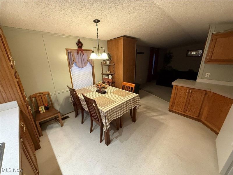 608 Patricia Avenue NW, New Philadelphia, OH 44663 Photo 8