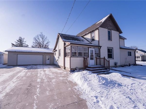 255 W Vine Street, Mondovi, WI 54755