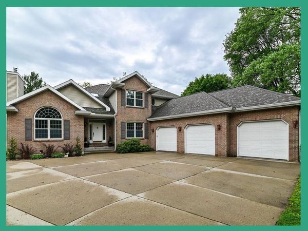 3545 Orvold Park Drive, McFarland, WI 53558