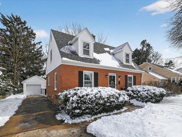 321 S Owen Drive, Madison, WI 53705