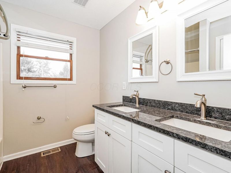 22 Liberty Ridge Avenue, Powell, OH 43065 Photo 11