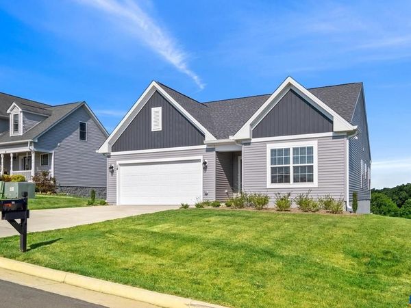 14 LOOKOVER TER, STUARTS DRAFT, VA 24477