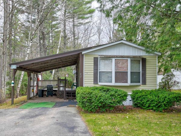 42 Fox Hill Lane, Conway, NH 03818