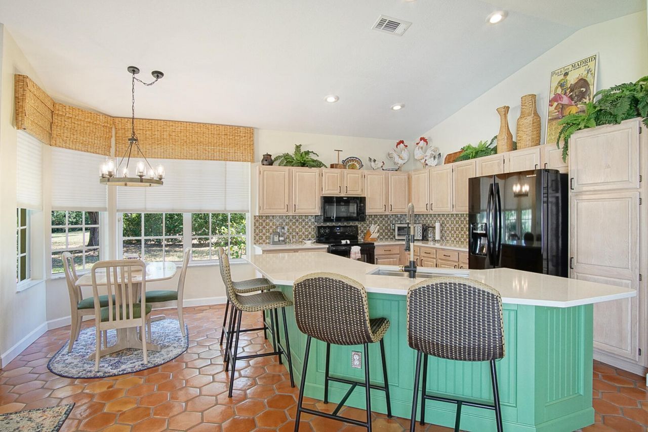 9406 Meadowood Drive, Fort Pierce, FL 34951 Photo