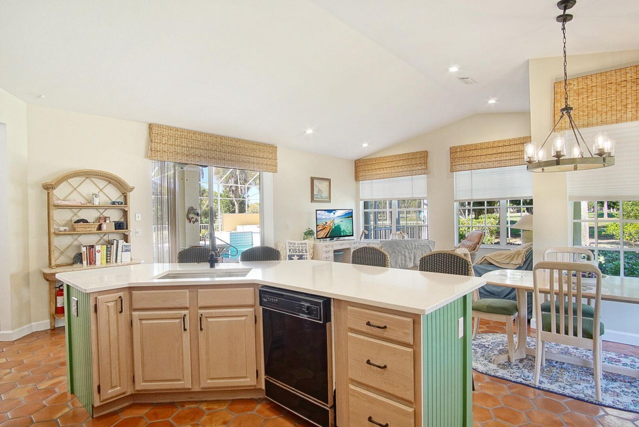 9406 Meadowood Drive, Fort Pierce, FL 34951 Photo