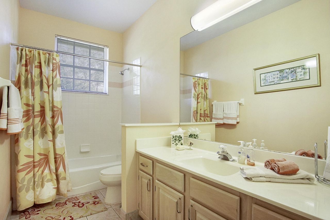 9406 Meadowood Drive, Fort Pierce, FL 34951 Photo