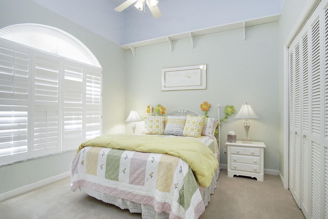 9406 Meadowood Drive, Fort Pierce, FL 34951 Photo