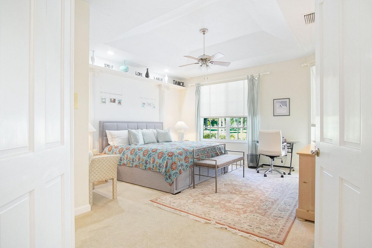 9406 Meadowood Drive, Fort Pierce, FL 34951 Photo