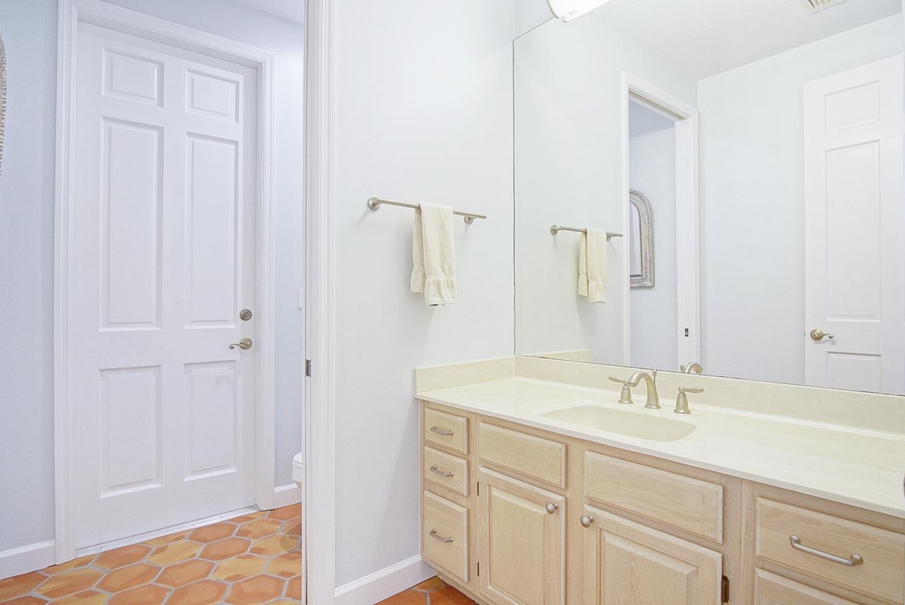 9406 Meadowood Drive, Fort Pierce, FL 34951 Photo