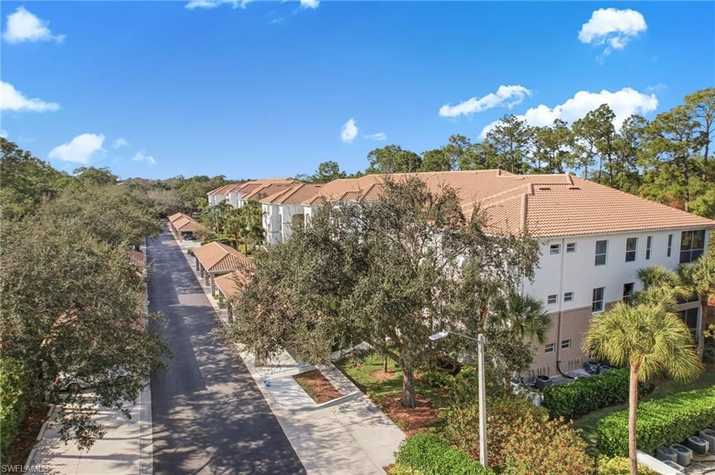 8231 Parkstone Pl, Unit 105, Naples, FL 34120 Photo