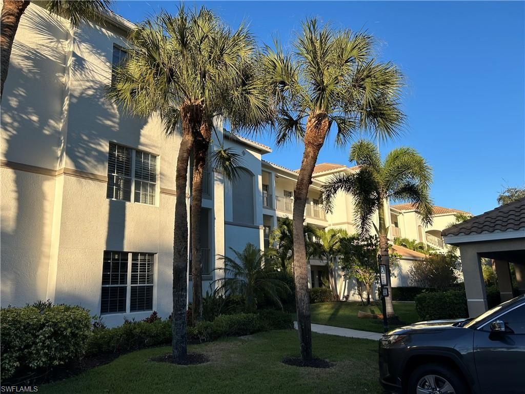 8231 Parkstone Pl, Unit 105, Naples, FL 34120 Photo
