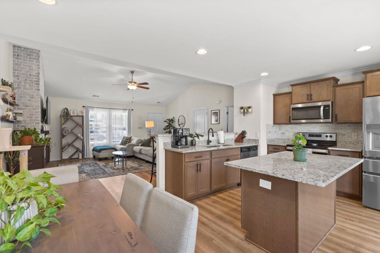 116 Kingston Bluff Dr. Photo 10