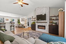 116 Kingston Bluff Dr. photo 4