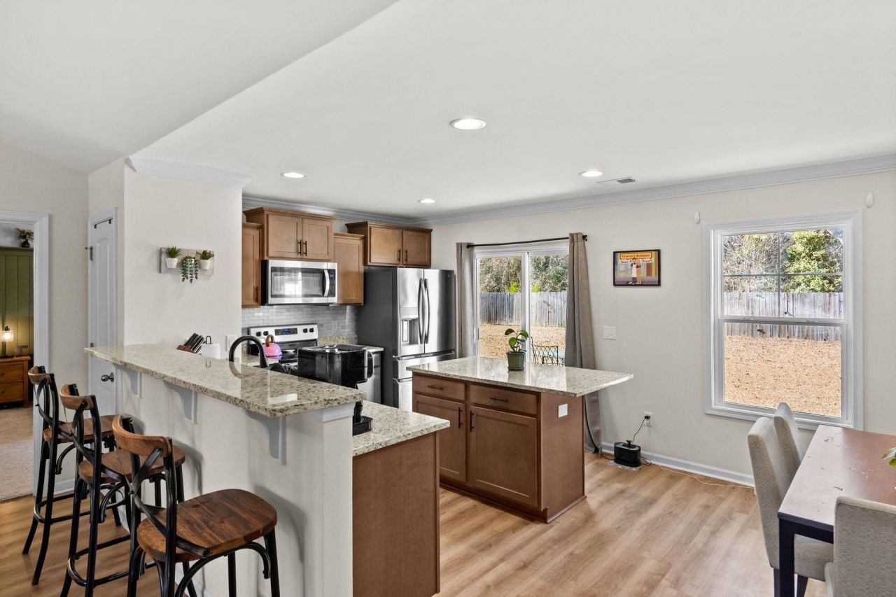 116 Kingston Bluff Dr. Photo 5