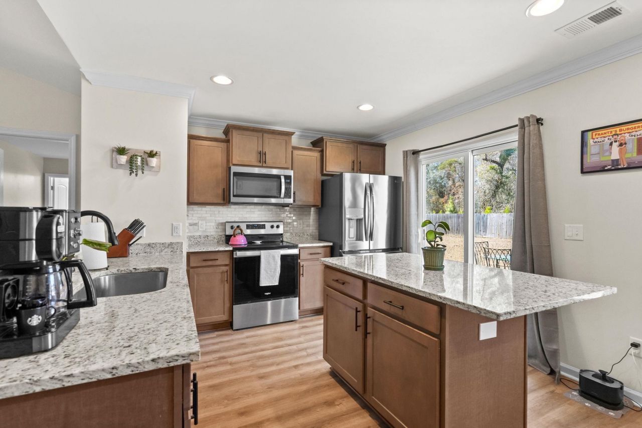 116 Kingston Bluff Dr. Photo 7