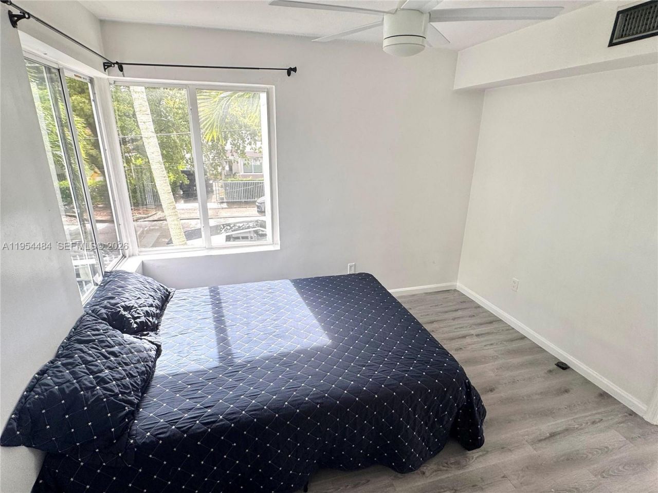 555 NE 70th St , Unit Studio, Miami, FL 33138 Photo