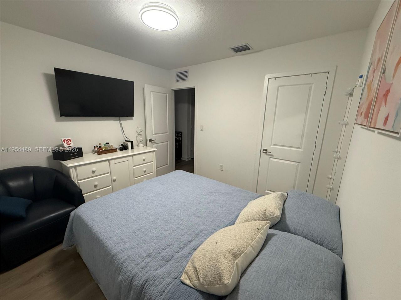 1043 SE 24th Ave, Homestead, FL 33035 Photo