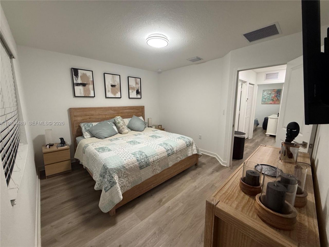 1043 SE 24th Ave, Homestead, FL 33035 Photo